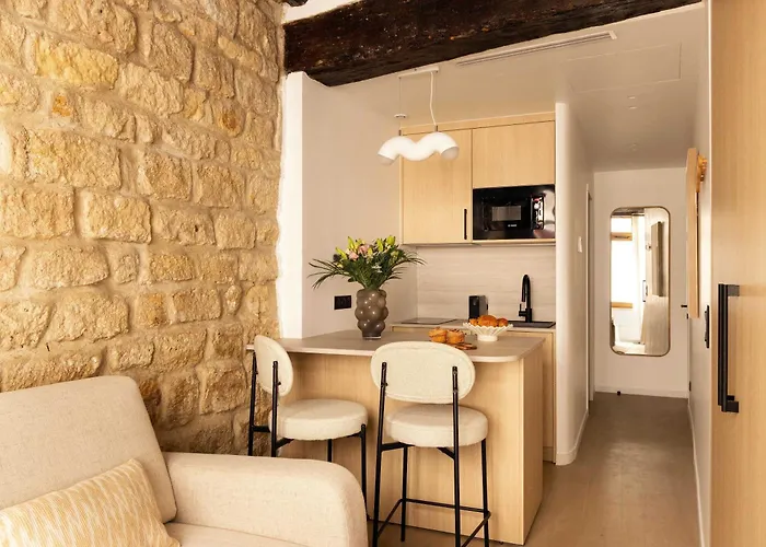 Modern -ac-1br-2p-pantheon *