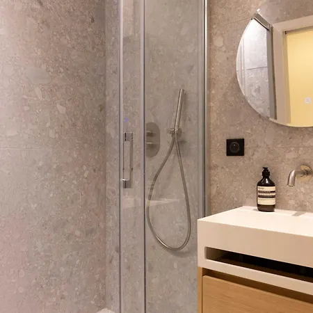 Apartment Modern -ac-1br-2p-pantheon Paris