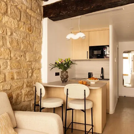 Modern -ac-1br-2p-pantheon *